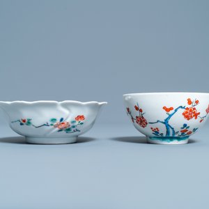 Two Japanese Kakiemon-style bowls and a dish, Edo — photo 4