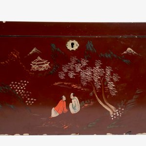 Two Japanese lacquer and mother of pearl boxes and a teapot, Meiji, 19/20th C. — photo 12