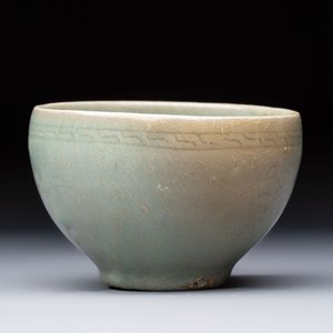 Two Korean celadon bowls with incised floral design, probably Goryeo/Joseon, 14/15th C. — 照片 11