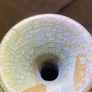 Two Korean celadon vases, probably Goryeo/Joseon, 14/15th C. — photo 17