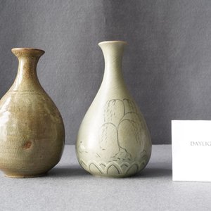 Two Korean celadon vases, probably Goryeo/Joseon, 14/15th C. — photo 8