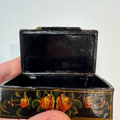 Two lacquered rectangular snuff boxes, Qajar and Ottoman Empire, 19th C. — 照片 12