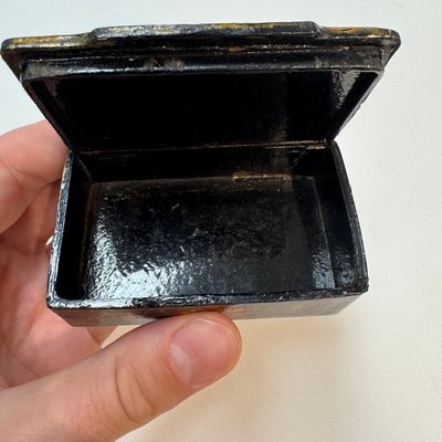 Two lacquered rectangular snuff boxes, Qajar and Ottoman Empire, 19th C. — 照片 13