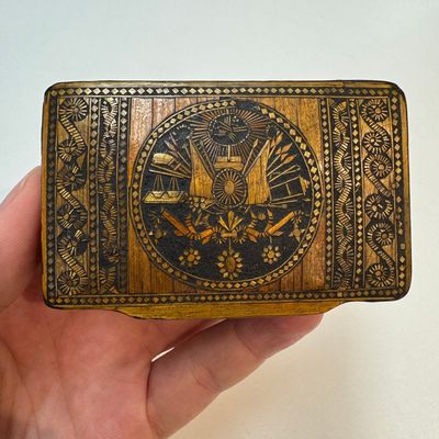 Two lacquered rectangular snuff boxes, Qajar and Ottoman Empire, 19th C. — 照片 17