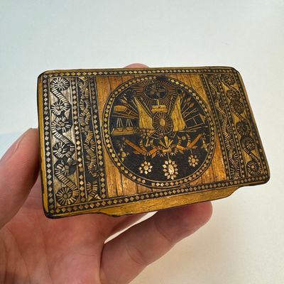 Two lacquered rectangular snuff boxes, Qajar and Ottoman Empire, 19th C. — 照片 18