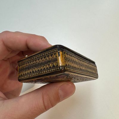 Two lacquered rectangular snuff boxes, Qajar and Ottoman Empire, 19th C. — 照片 22