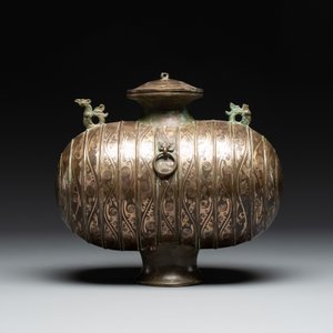 Two large Chinese archaistic bronze rhino- and melon-form vessels, 20th C. — foto 11