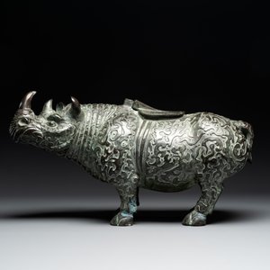 Two large Chinese archaistic bronze rhino- and melon-form vessels, 20th C. — foto 2