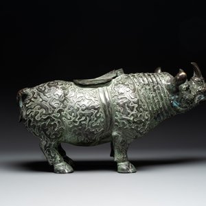 Two large Chinese archaistic bronze rhino- and melon-form vessels, 20th C. — foto 4