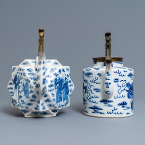 Two large Chinese blue and white and three famille rose teapots, 19/20th C. — 照片 5
