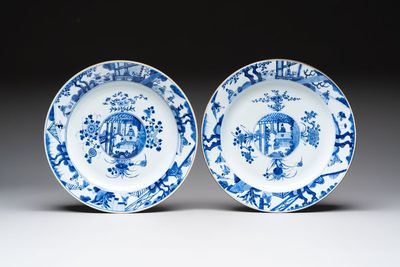 Two large Chinese blue and white 'Meng De Xian Dao 孟德獻刀' dishes, Kangxi