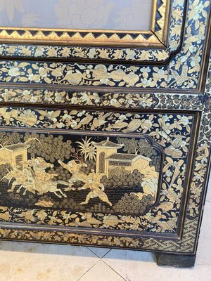 Two large Chinese Canton black and gilt-lacquered panels, 19th C. — 照片 32