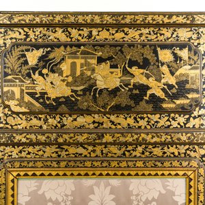 Two large Chinese Canton black and gilt-lacquered panels, 19th C. — 照片 9