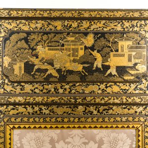 Two large Chinese Canton black and gilt-lacquered panels, 19th C. — 照片 10