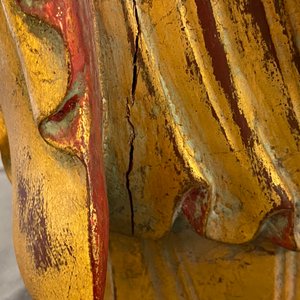 Two large Chinese gilt-lacquered wood figures of Guanyin, 18/19th C. — photo 19