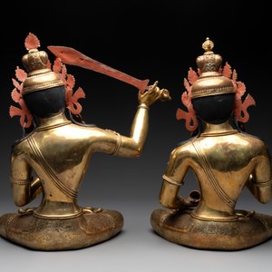 Two large gilt bronze figures of a Tara and Manjusri, Nepal, 20th C. — 照片 3