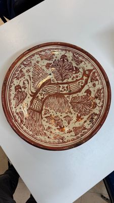 Two large Hispano-Moresque lustre-glazed dishes with a bird, Valencia or Manises, Spain, late 16th C. — 照片 18