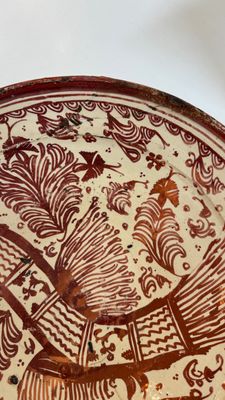 Two large Hispano-Moresque lustre-glazed dishes with a bird, Valencia or Manises, Spain, late 16th C. — 照片 23