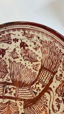 Two large Hispano-Moresque lustre-glazed dishes with a bird, Valencia or Manises, Spain, late 16th C. — 照片 24