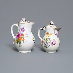 Two Meissen porcelain covered jugs with floral design, Germany, 18/19th C. — photo 1
