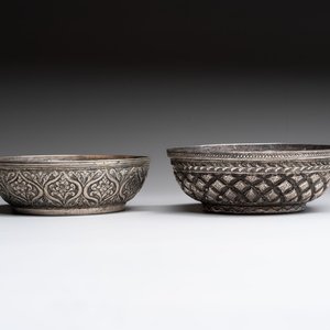 Two Ottoman silver repoussé hammam bowls, Turkey, 19th C. — photo 1