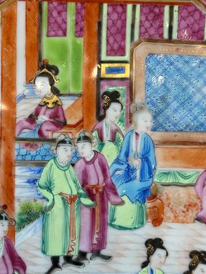 Two oval Chinese Canton famille rose tazzas, 19th C. — 照片 4