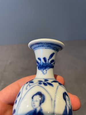 Two pairs of Chinese blue and white 'Long Eliza' vases, jade mark, Kangxi — 照片 15