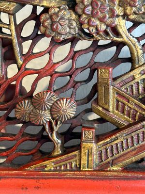 Two pairs of Chinese carved, lacquered and gilt-decorated wooden panels with figural design, 19th C. — foto 19