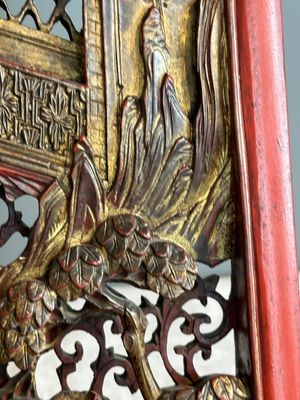 Two pairs of Chinese carved, lacquered and gilt-decorated wooden panels with figural design, 19th C. — foto 26