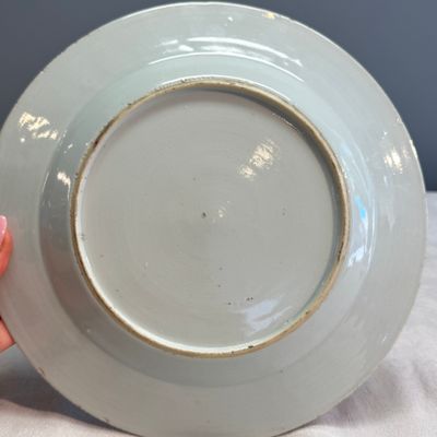 Two pairs of Chinese famille rose plates — foto 26
