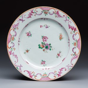 Two pairs of Chinese famille rose plates — foto 6