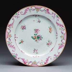 Two pairs of Chinese famille rose plates — foto 8