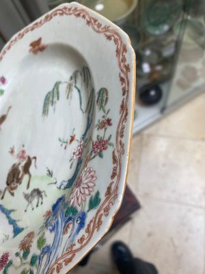 Two pairs of Chinese famille rose plates, Yongzheng/Qianlong — 照片 8