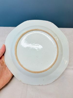Two pairs of Chinese famille rose plates — foto 19