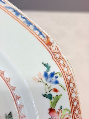 Two pairs of Chinese famille rose plates — foto 5