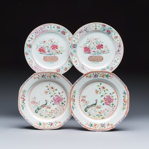 Two pairs of Chinese famille rose plates — foto 1