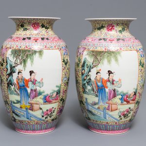 Two pairs of Chinese famille rose vases, Qianlong marks, Republic, 20th C. — 照片 8