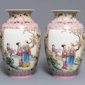 Two pairs of Chinese famille rose vases, Qianlong marks, Republic, 20th C. — 照片 10