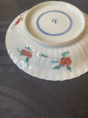Two pairs of Chinese famille verte cups and saucers, Kangxi — 照片 4