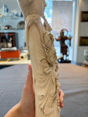 Two pairs of Chinese ivory 'elegant beauty' carvings, 'Da Hai 大海' mark, 19/20th C. — 照片 14