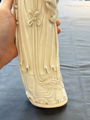 Two pairs of Chinese ivory 'elegant beauty' carvings, 'Da Hai 大海' mark, 19/20th C. — 照片 24