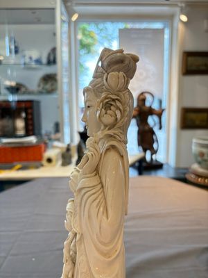 Two pairs of Chinese ivory 'elegant beauty' carvings, 'Da Hai 大海' mark, 19/20th C. — 照片 7