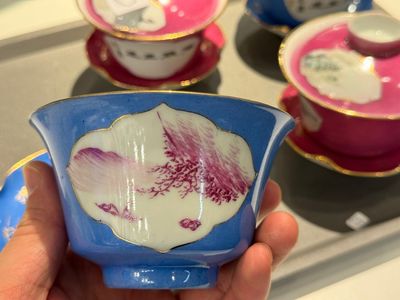Two pairs of Chinese qianjiang cai covered bowls and saucers, Lin Lu 岺盧 signed, 19/20th C. — 照片 6