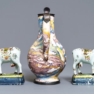 Two pairs of Dutch Delft cows and a pewter-mounted Habaner jug, 18th C. — 照片 6