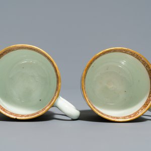 Two pairs of fine Chinese famille rose cups and saucers, Yongzheng/Qianlong — 照片 11