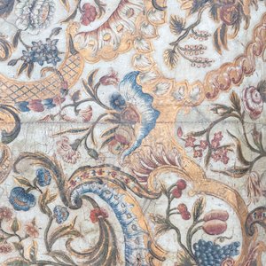 Two panels of embossed and gilded 'Cordoba' leather wallpaper, The Low Countries, 17/18th C. — photo 6