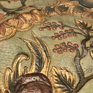 Two panels of embossed and gilded leather wallpaper, The Low Countries, 18th C. — photo 9