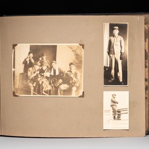 Two photo albums of a Japanese military academy and military operations in China, 1st half 20th C. — foto 74
