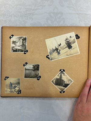 Two photo albums on the Japanese naval landing force in Shanghai, Wuhan and Southern China, 1936-1938 — 照片 48