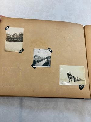 Two photo albums on the Japanese naval landing force in Shanghai, Wuhan and Southern China, 1936-1938 — 照片 62